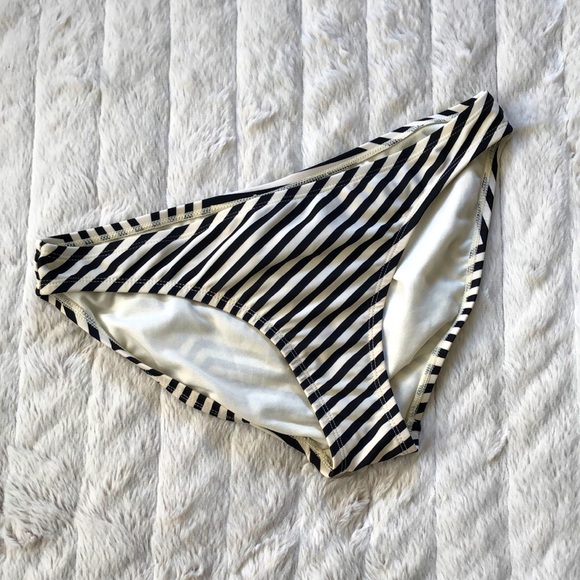 Converse Other - Converse One Star bikini bottoms